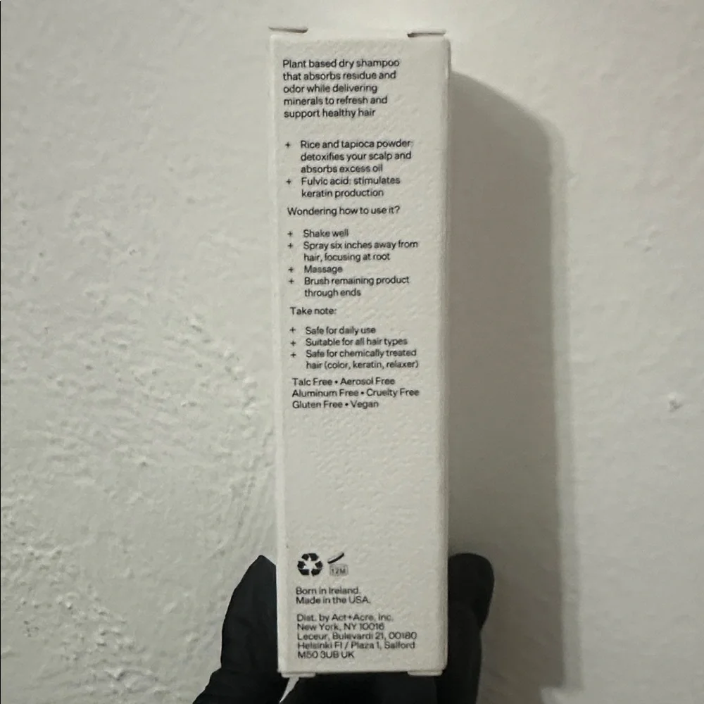 Act + Acre Volumizing Dry Shampoo - Picture 5 of 7